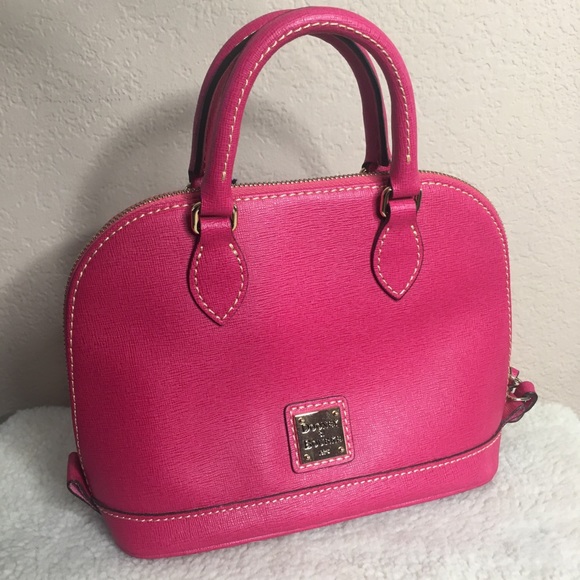Dooney & Bourke Handbags - 🆕 Dooney & Bourke Bitsy Bag